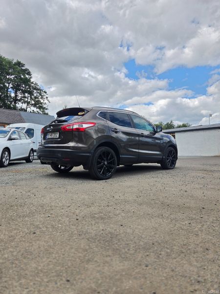Stunning High Spec Nissan Qashqai NCT Warranty 394312665