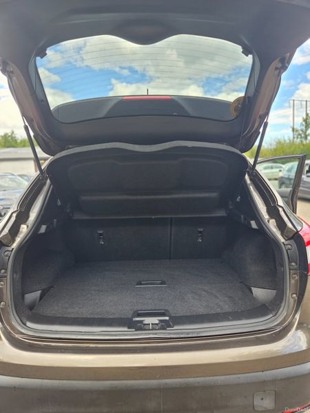 Stunning High Spec Nissan Qashqai NCT Warranty 394312767