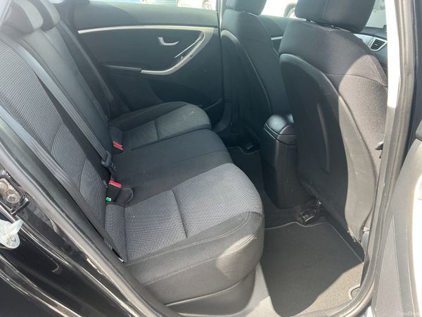 2013 HYUNDAI i30 1.6 DIESEL LOW MILEAGE 394325427