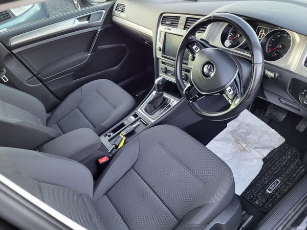 Volkswagen Golf 2017 394331437