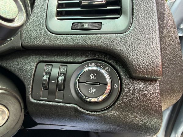 Opel Insignia 2016 Diesel Lovely Car 394442633