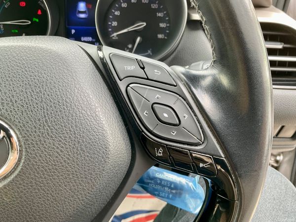 Toyota C-HR 2017 Auto Low Mileage 40Kmiles 394484061