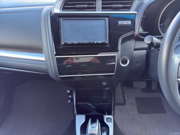 2018 Honda Fit 1.5L Hybrid Automatic 394405025