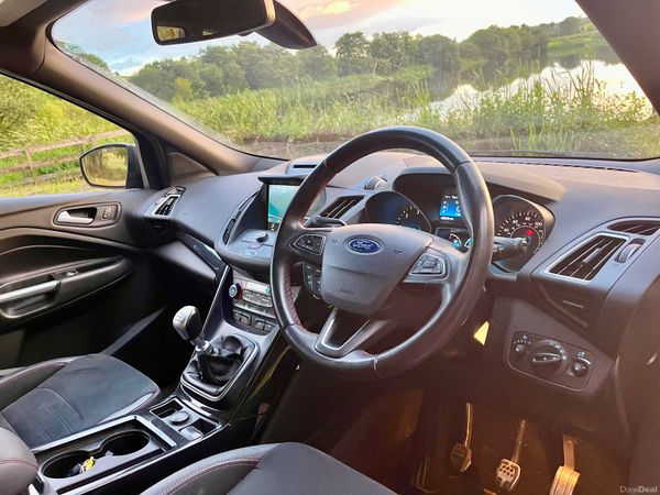 Ford Kuga 2018  ST LINE showroom condition 394423995