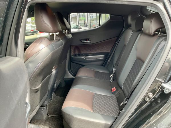2017 Toyota C-HR 1.8 Hybrid Automatic,low KM 394432701