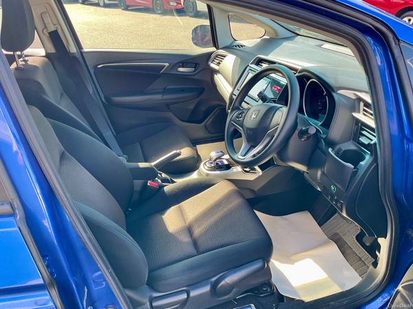 Honda Fit 1.5 2015 Hybrid Automatic Low Mileage 394439355