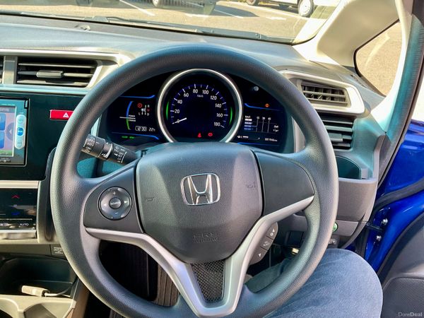 Honda Fit 1.5 2015 Hybrid Automatic Low Mileage 394439369