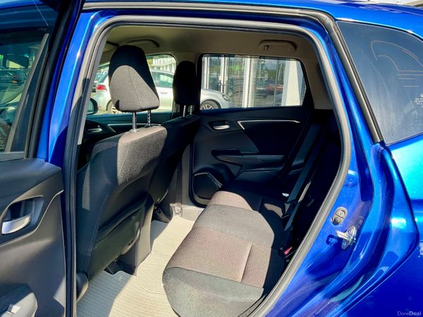Honda Fit 1.5 2015 Hybrid Automatic Low Mileage 394439373
