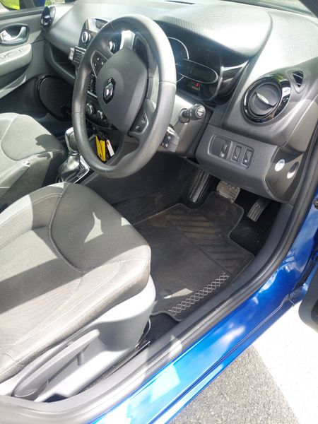 CLIO-2017 LOW MILEAGE- BEAUTIFUL CAR 394558839