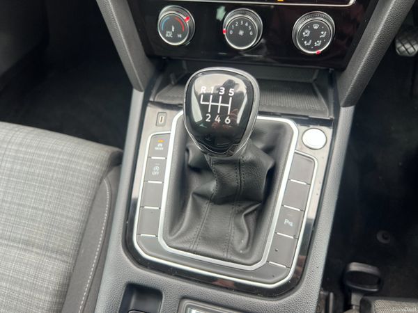 2022 Volkswagen Passat SE Nav 2.0 TDI - Estate 394577363