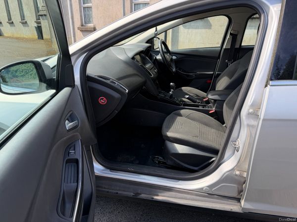 Ford Focus 2015 394582249