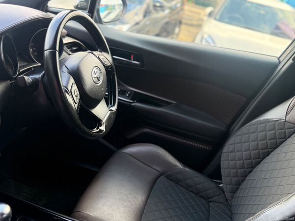 2019 Toyota C-HR Automatic Hybrid / G leather Spec 394501643