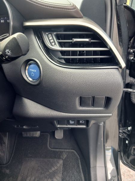 2019 Toyota C-HR Automatic Hybrid / G leather Spec 394501637