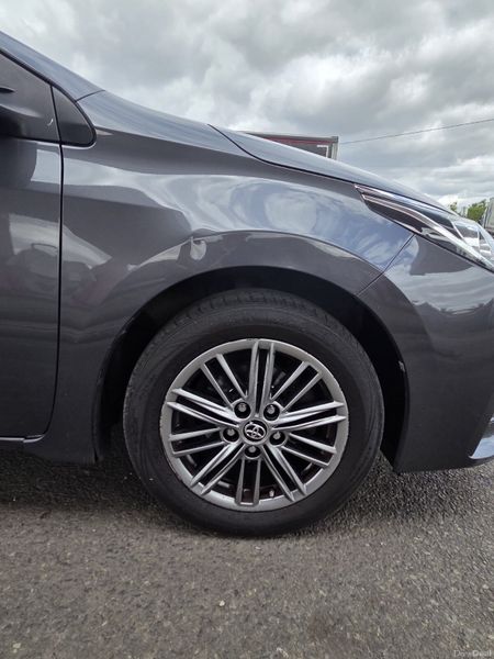 Toyota Corolla 2018 394503747