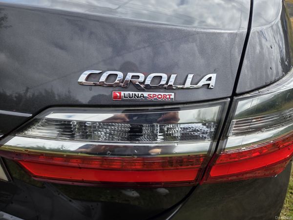 Toyota Corolla 2018 394503753