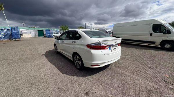 Honda Grace 1.5 Hybrid Petrol Auto 2015 394645059