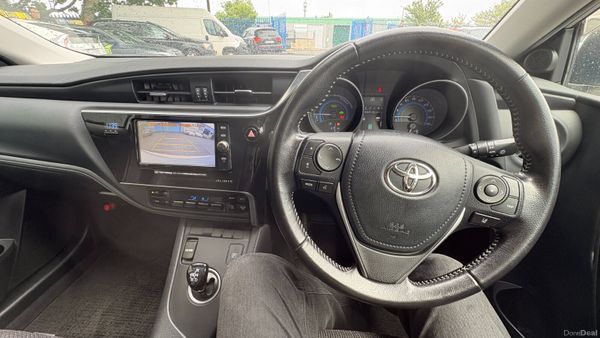Toyota Auris 1.8 Hybrid 2016 394645553