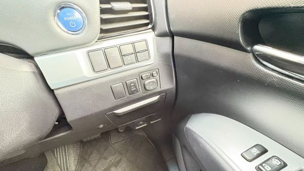 Toyota Estima 2.4 hybrid 7 Seater 394658147