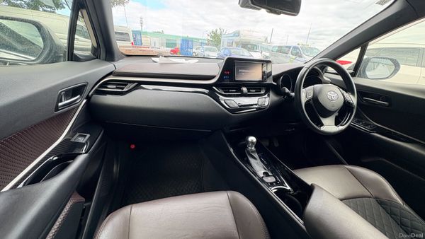 Toyota C-HR 1.8 Hybrid petrol 2017 394659045