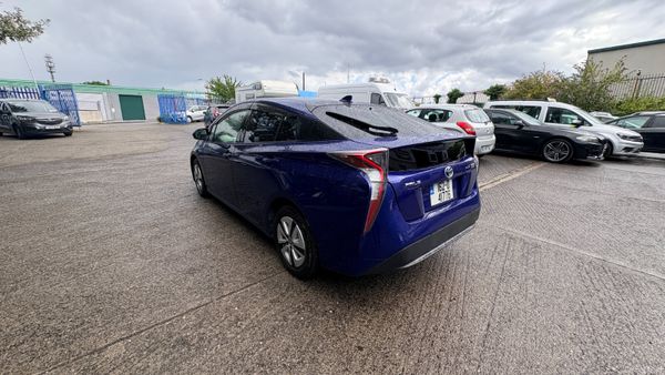 Toyota Prius 1.8 Hybrid Petrol 2016 394659249