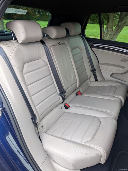 Volkswagen Golf MK8 Highline 2020 394663075