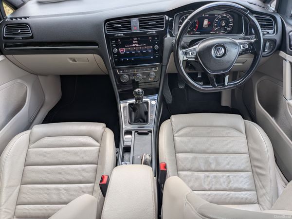 Volkswagen Golf MK8 Highline 2020 394663077