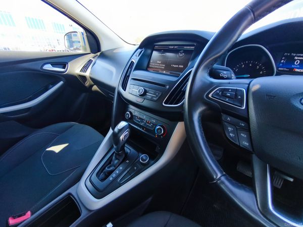 Ford Focus 2016 1.0 Ecoboost Turbo 100PS Zetec 394663249