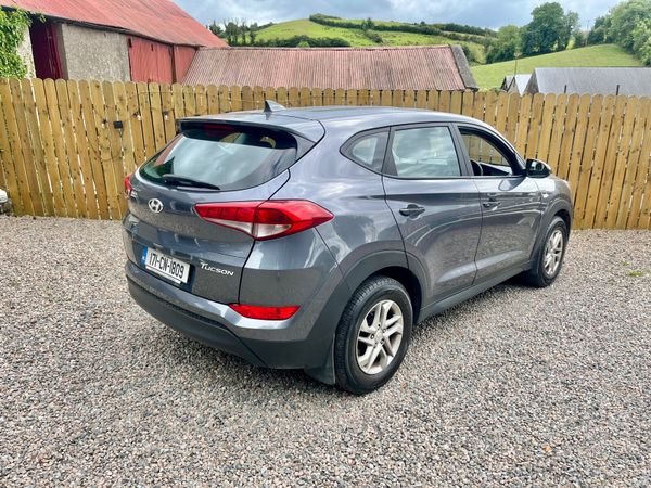 Hyundai Tucson 2017 394688059
