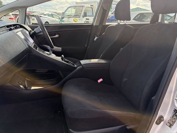 2013 Toyota Prius 1.8 Hybrid Auto Nct 05/27 394695511