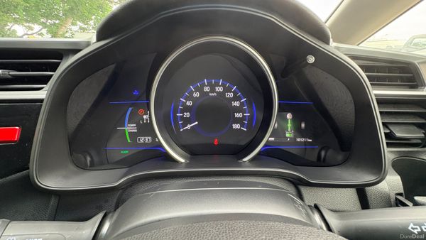 Honda Fit 1.5 Hybrid Petrol 2014 394636857