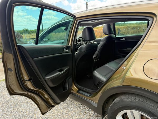 KIA SPORTAGE EXS 5DR! High Spec!Low Mileage! 394747013
