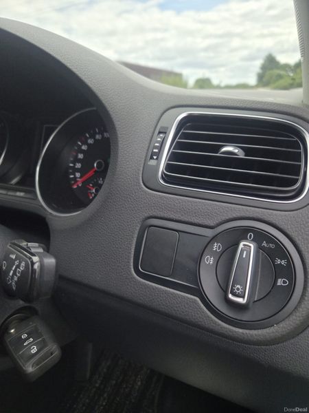 VW POLO (2017) 1.2L PETROL AUTOMATIC VERY LOW MILE 394747251
