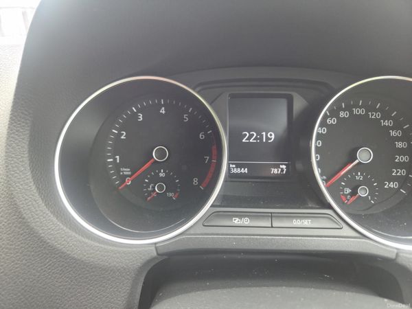 VW POLO (2017) 1.2L PETROL AUTOMATIC VERY LOW MILE 394747239