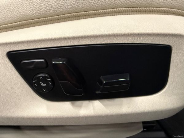 231 BMW 530E  M-Sport Touring/Pan Roof 394757767