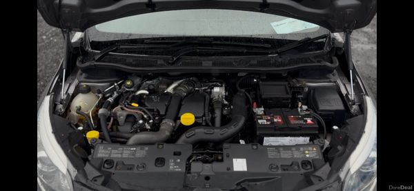 Renault Captur 2015 1.5 diesel 394760541