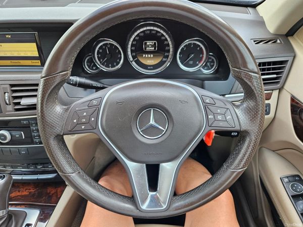 12 Mercedes-Benz E-Class Coupe 394701977
