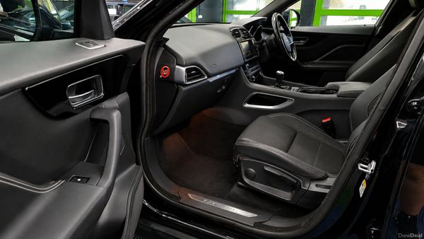 Jaguar F-Pace 2017 AA APPROVED 394737677