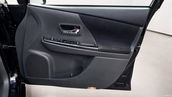 Toyota Prius Alpha 7 seater Self charging Hybrid 394844849