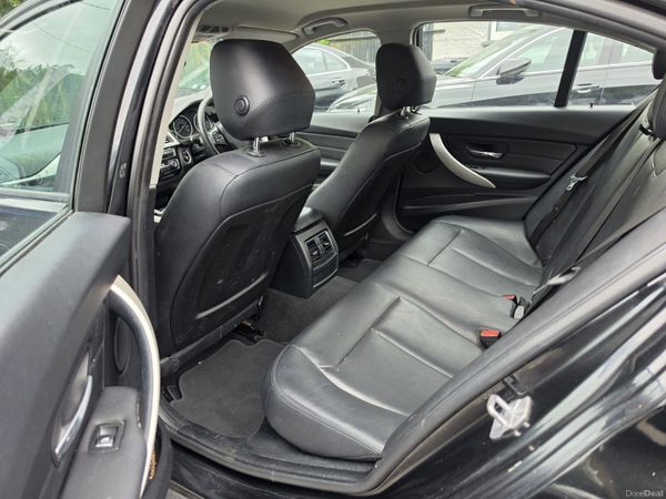 2017 BMW 320d | 2.0 Diesel | 6-Speed Manual | Leat 394864977