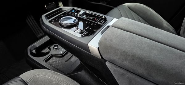 🔥 2025 Bmw iX xDrive 45 M-Sport LCI Model 394865911