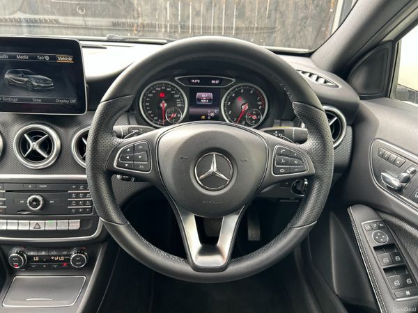 Mercedes Benz A180 Style Auto 394887813