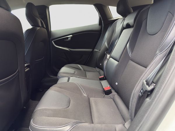 2016 Volvo V40 1.5L Petrol Automatic 394898805