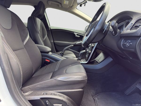 2016 Volvo V40 1.5L Petrol Automatic 394898807