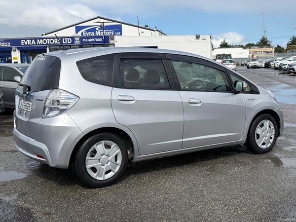 2013 Honda Fit 1.3 Hybrid Auto Nct 03/27 Tax 02/27 394802253