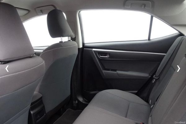 Toyota Corolla 2018 394810903