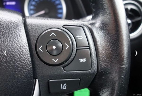 Toyota Corolla 2018 394810907