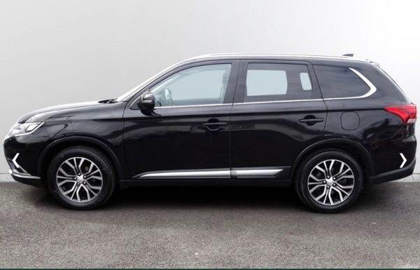 Mitsubishi Outlander 2019 394811727