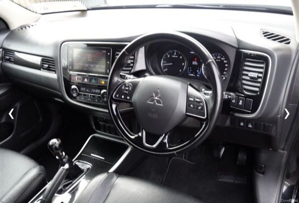 Mitsubishi Outlander 2019 394811729