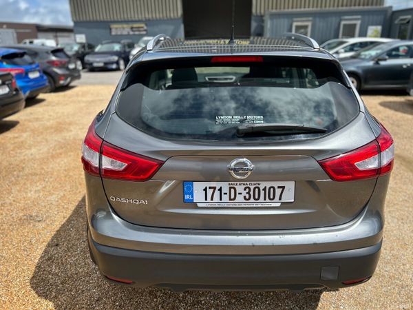 Nissan Qashqai SV 1.5 DSL 394822869