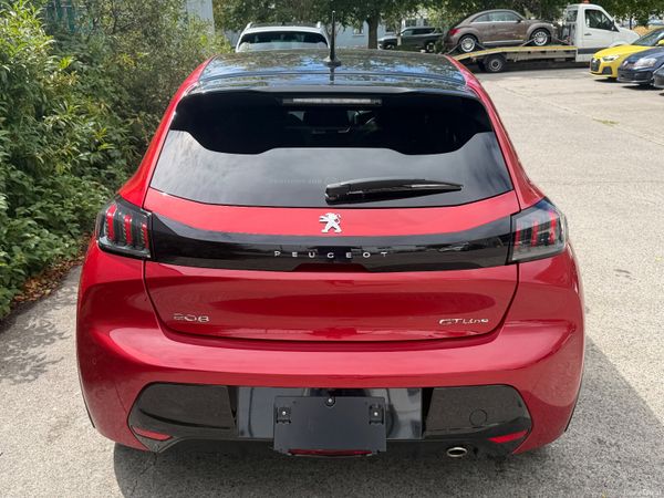 Peugeot 208 GT Line 1.2 Automatic 394836455